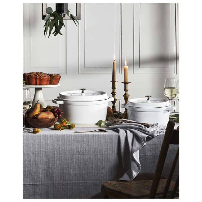 Staub Round Dutch Oven: 7 QT, White