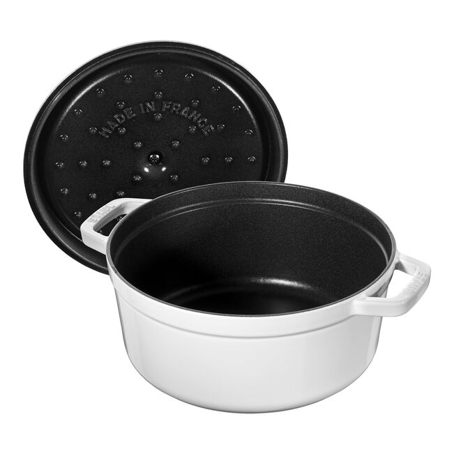 Staub Round Dutch Oven: 7 QT, White