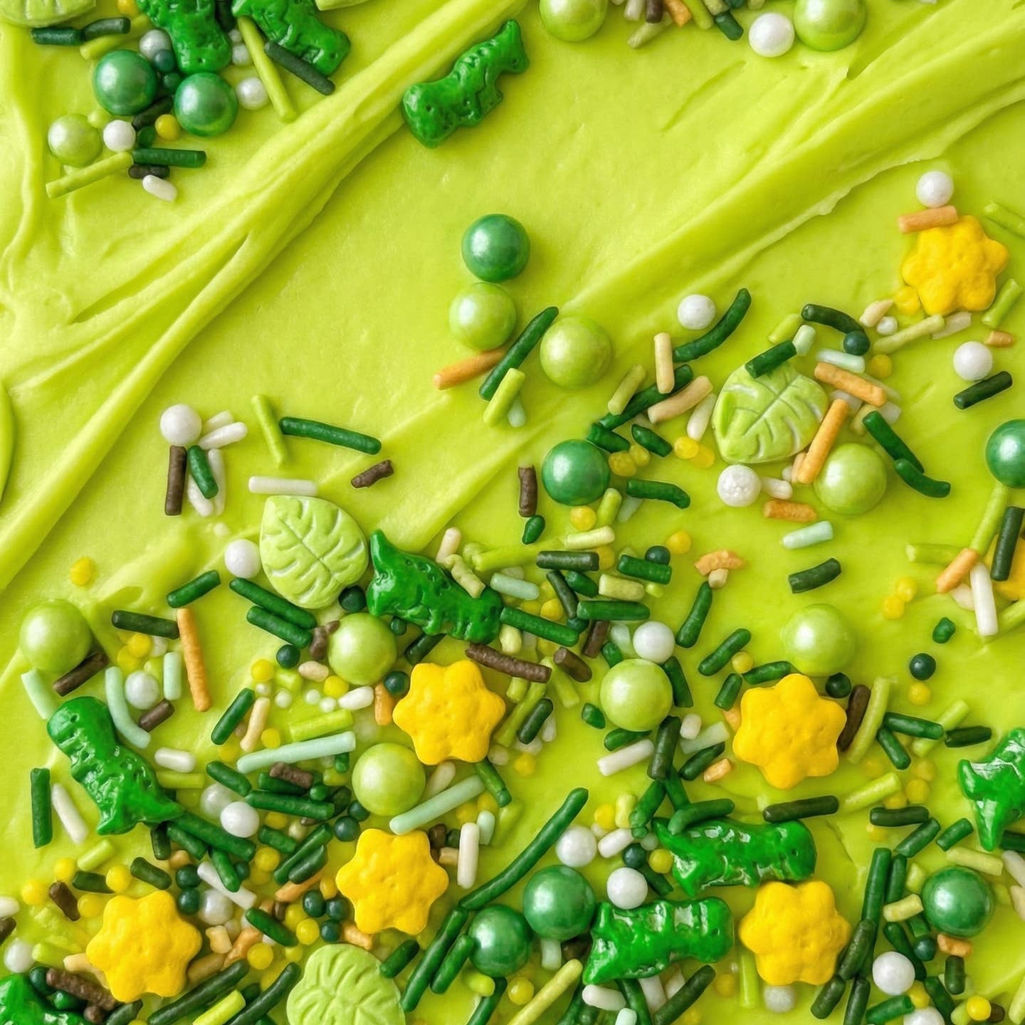 Sweetapolita Roar + Explore! Sprinkle Medley