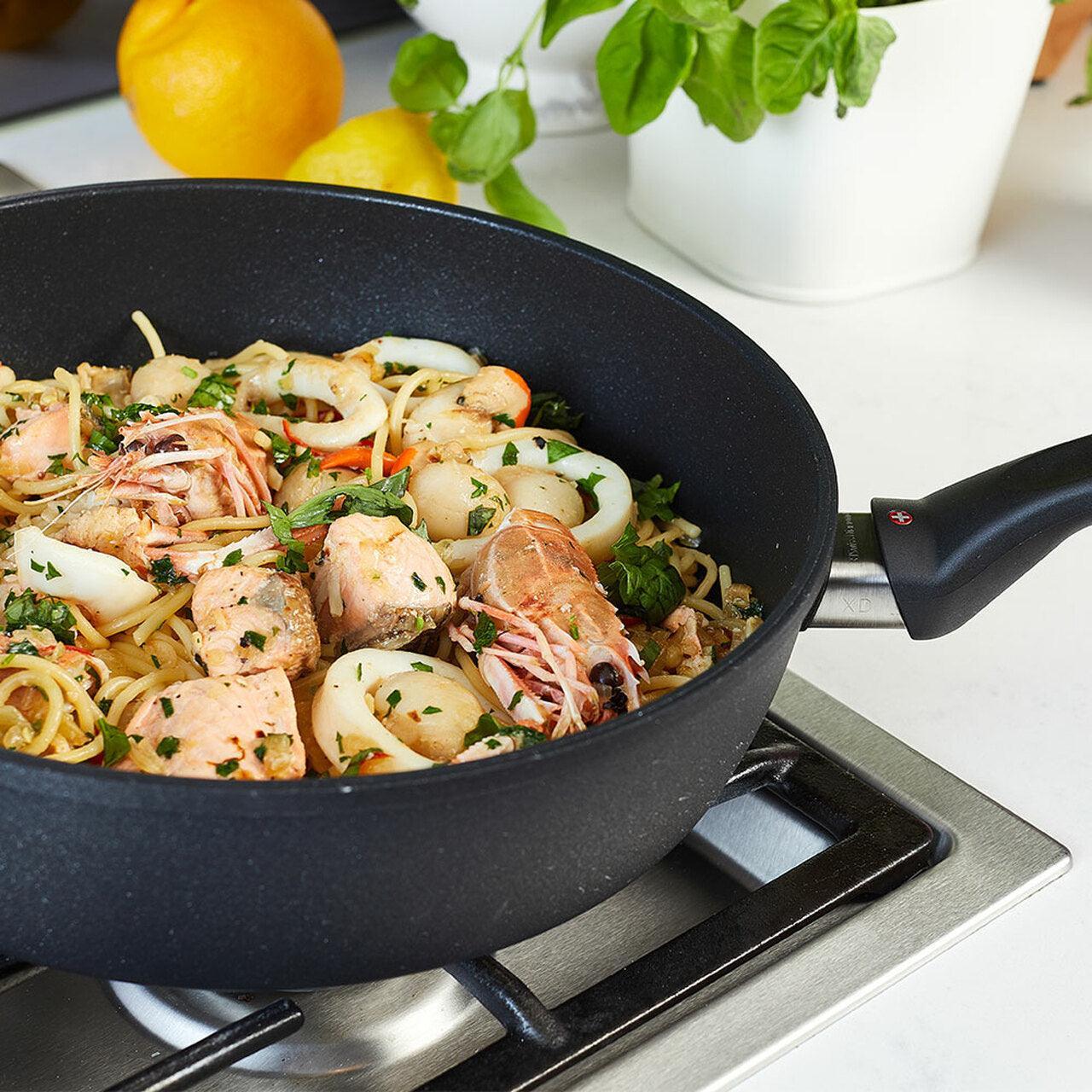 Swiss Diamond XD Saute Pan w/Lid: 11", 4.3 QT