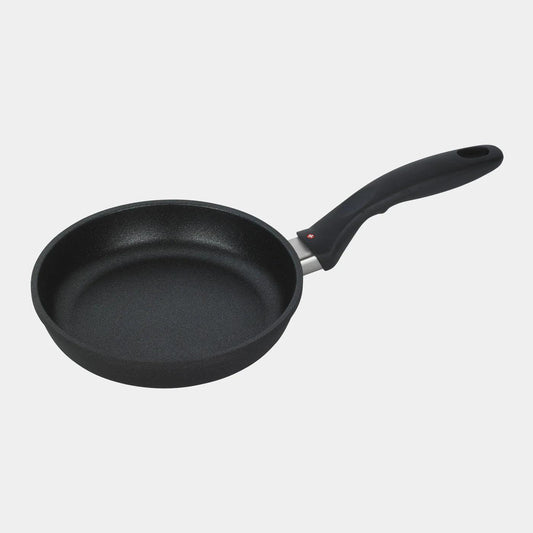 Swiss Diamond Induction XD Fry Pan: 8"