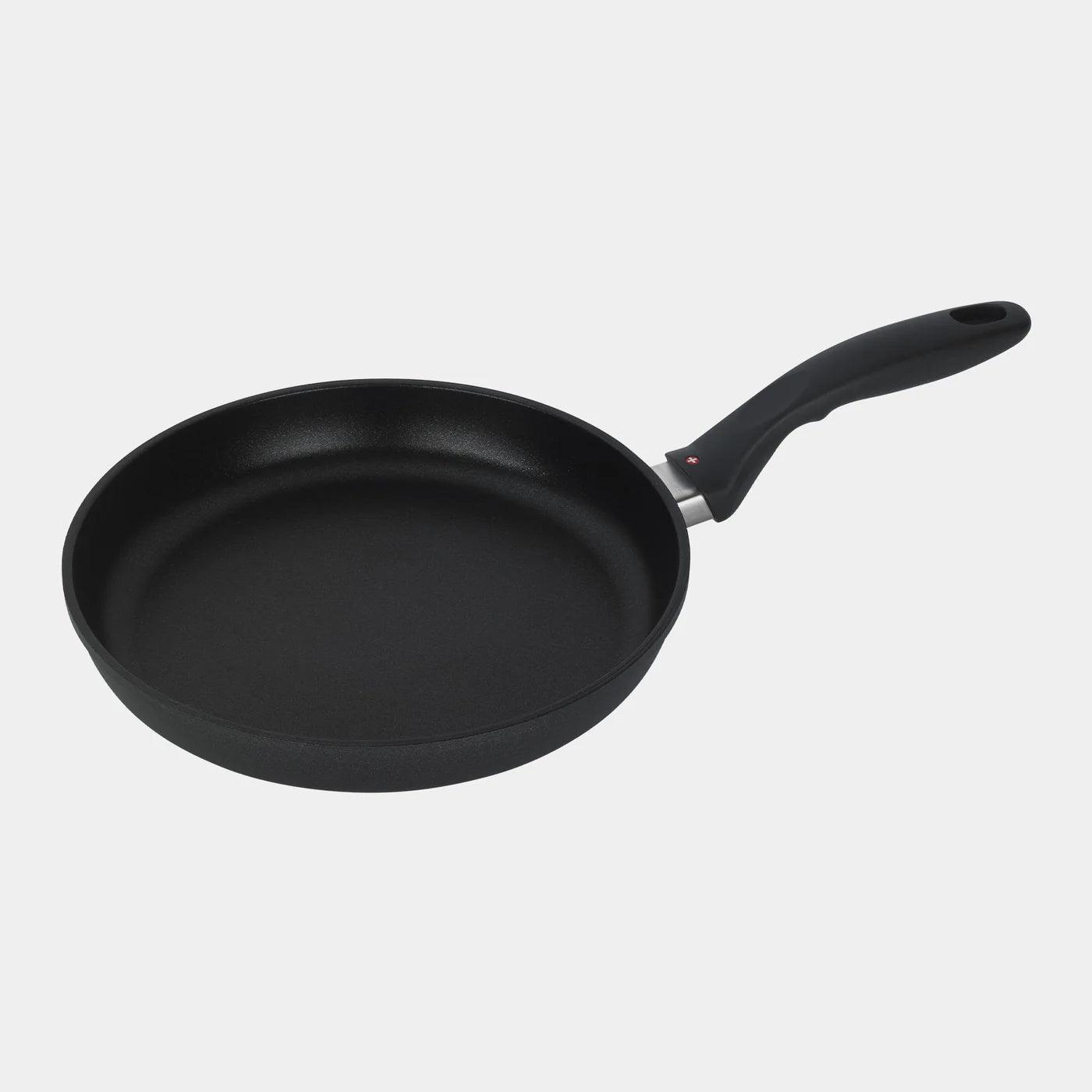 Swiss Diamond Induction XD Fry Pan: 10.25