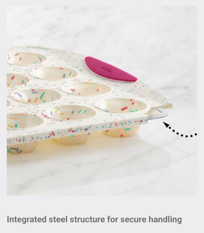 Trudeau Silicone Muffin Pan: Mini