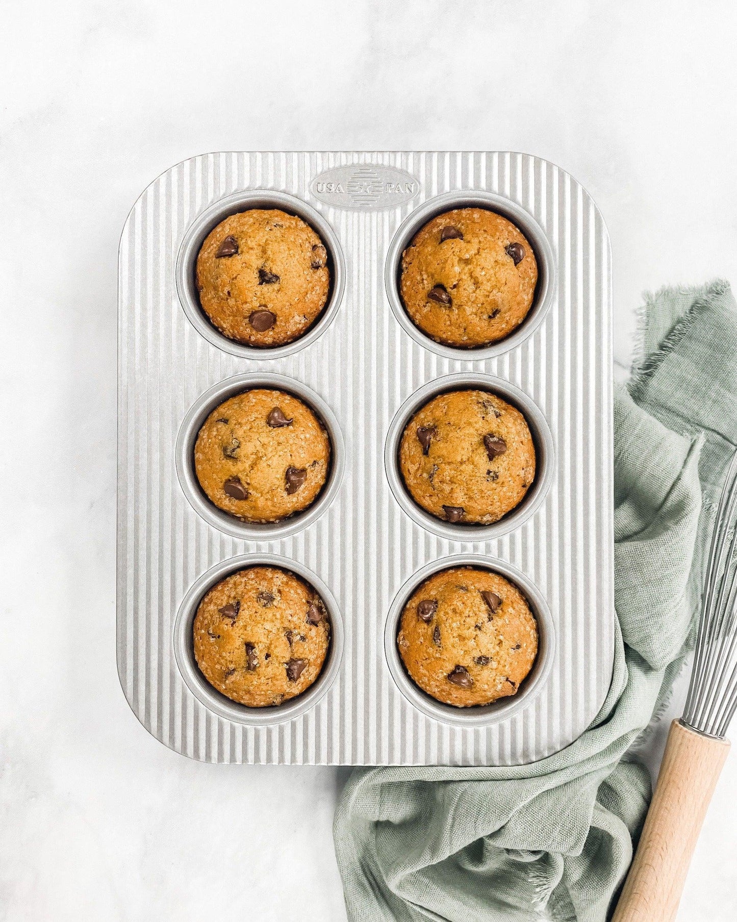 USA Pan Muffin Pan: 6 cup, Toaster Size