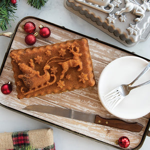 NordicWare Loaf Pan: Santa's Sleigh