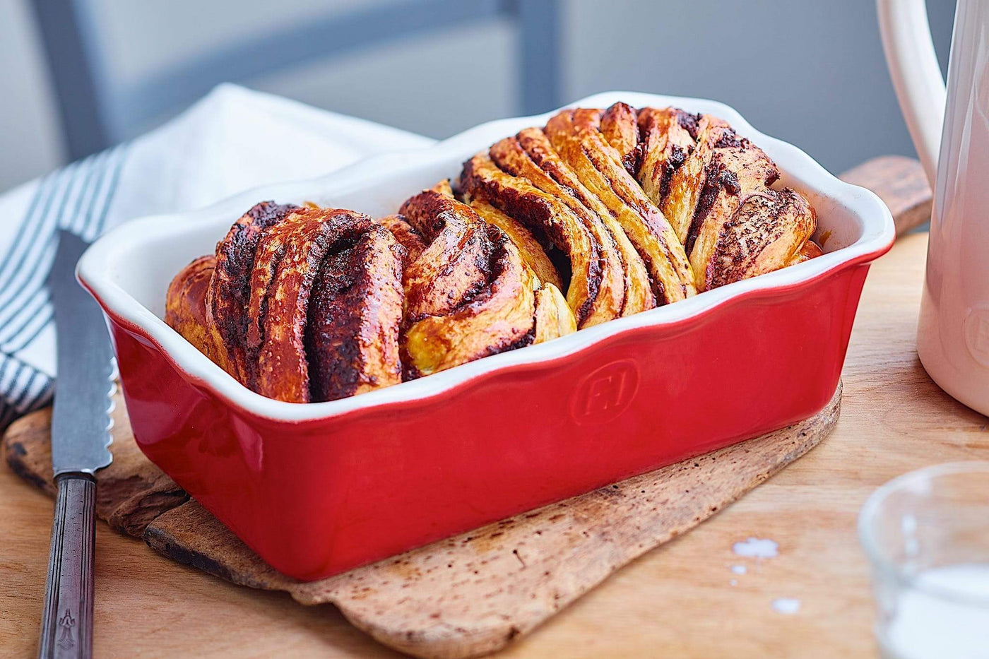 Emile Henry Modern Classics Loaf Pan: Rouge – Zest Billings, LLC
