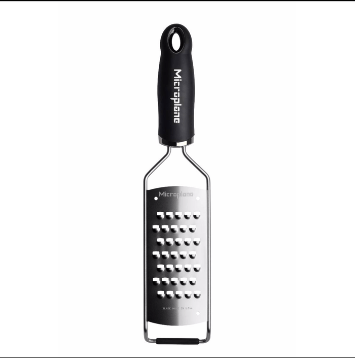 Microplane Gourmet Series: Extra Coarse Grater