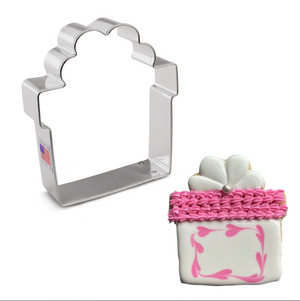 Ann Clark Cookie Cutter: Present with Bow