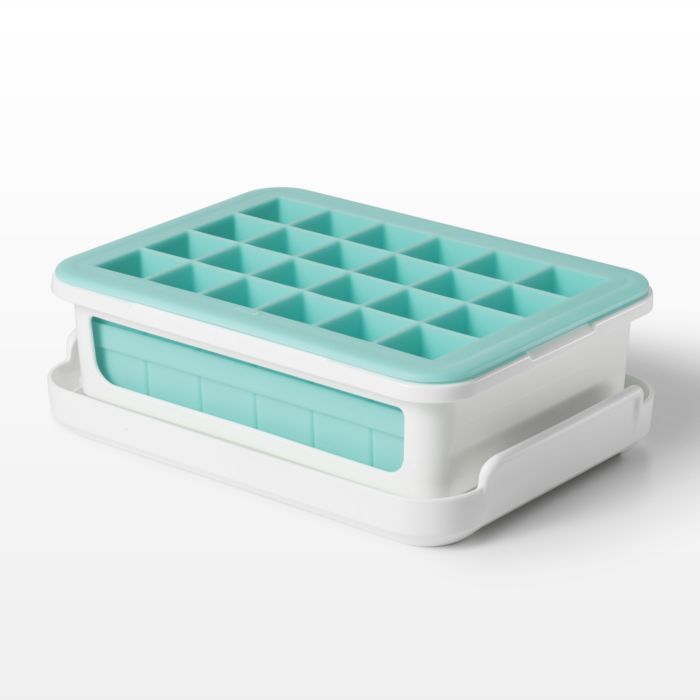 OXO Covered Silicone Ice Cube Tray: Cocktail – Zest Billings, LLC